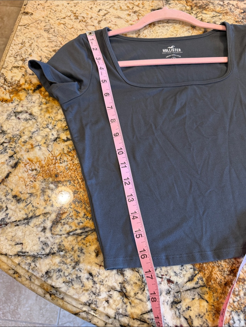 HOLLISTER Crop Top - Picture 6 of 6